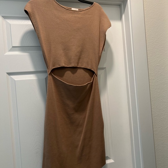 Aritizia Wilfred Cut out sweater dress Large - Picture 3 of 7